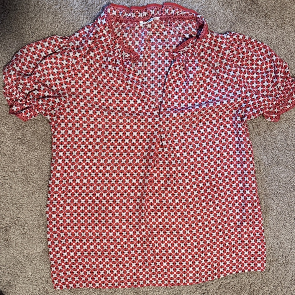 Max Studio Red and White Patterned Blouse